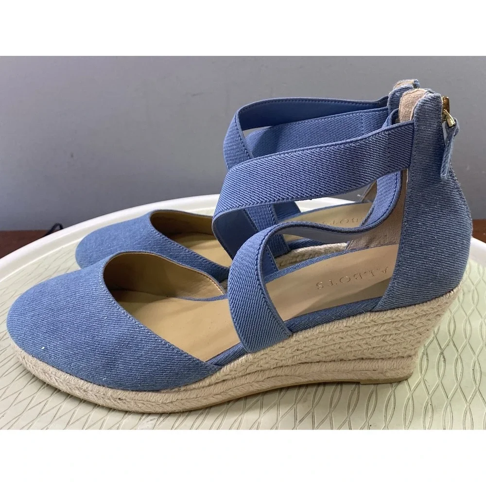 Talbots Lynsday Espadrilles Wedges Cotton Canvas Light Denim Blue EUC 10.5M